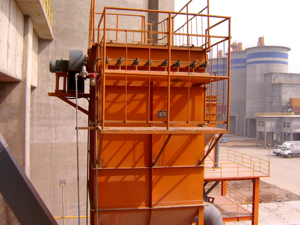 布袋除塵器（上海**家具制造公司）